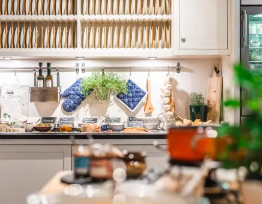 Breakfast buffet in the in-house kitchen at HENRI Hamburg